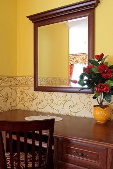 Hotel Mily Krosno Pokoj fotografie