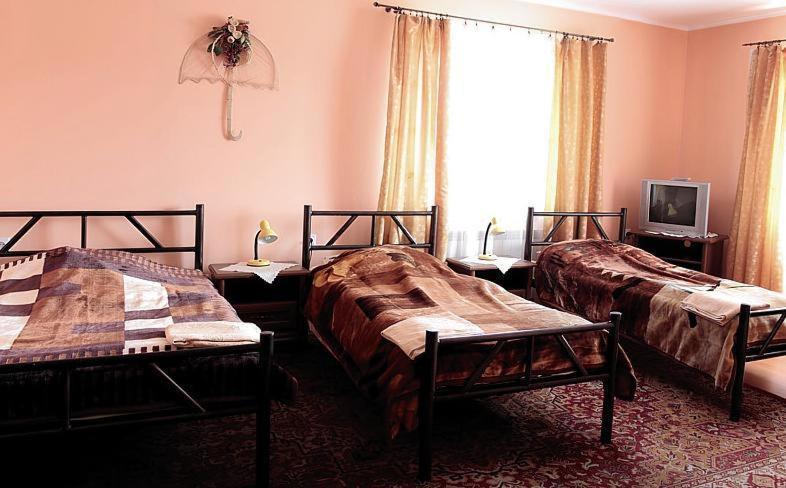 Hotel Mily Krosno Pokoj fotografie